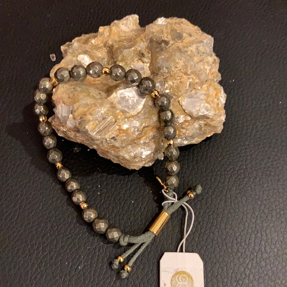 Gorjana bracelet in Pyrite